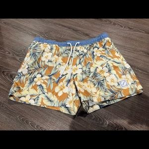 American eagle swim trunks size XL